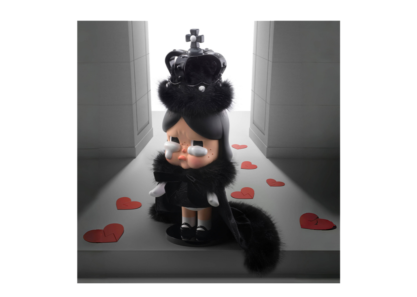 Beli Pop Mart Mega CRYBABY 400% The Dark Queen Special