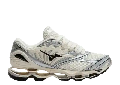 Beli Mizuno Wave Prophecy Moc Gore-Tex Black Off-White | Kick Avenue