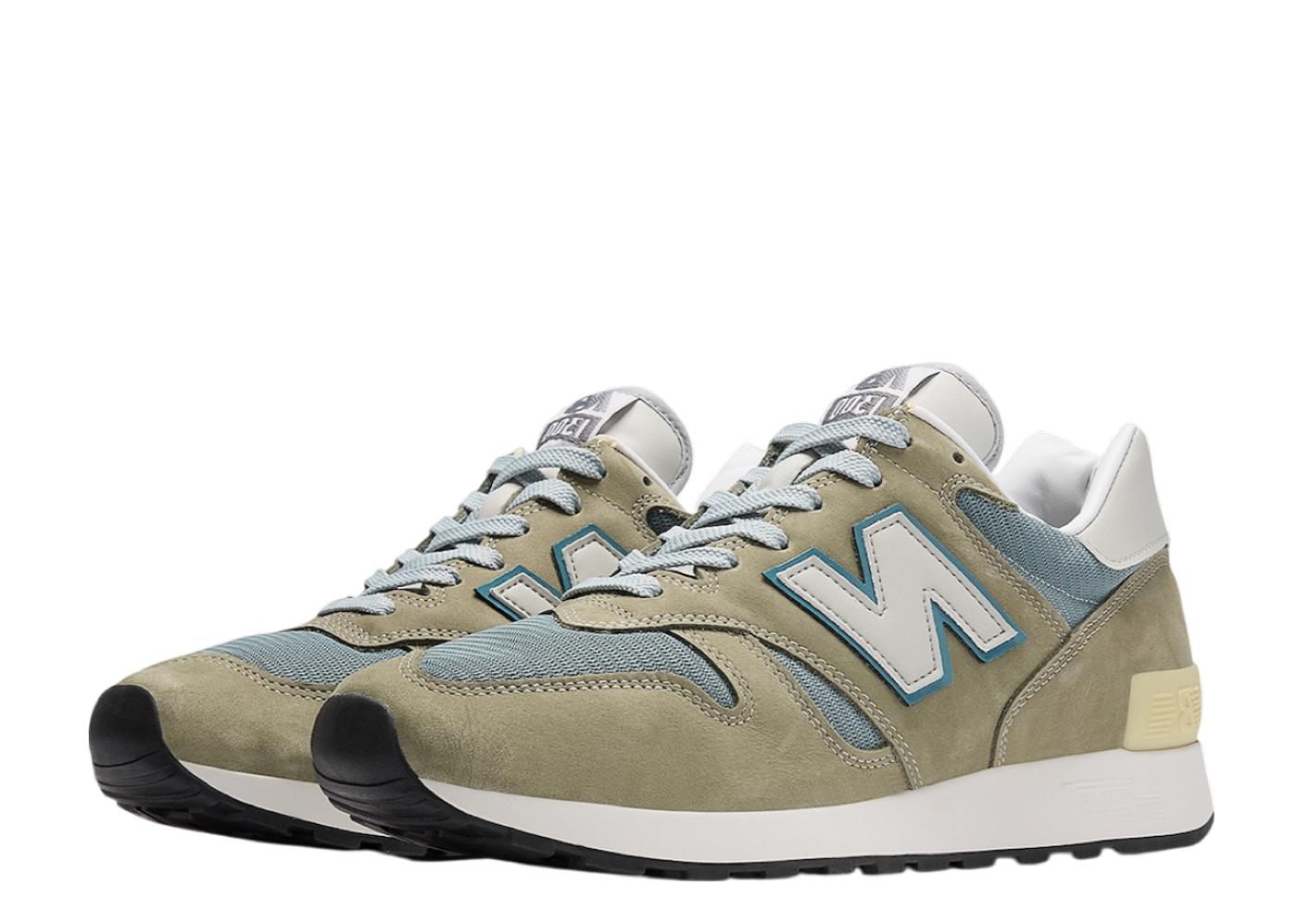 MB-2022/AJML/SSとMB-2024/HNHN/BSR-01 Performance Scorecard Quarter-Zip Long-Sleeve Pullover