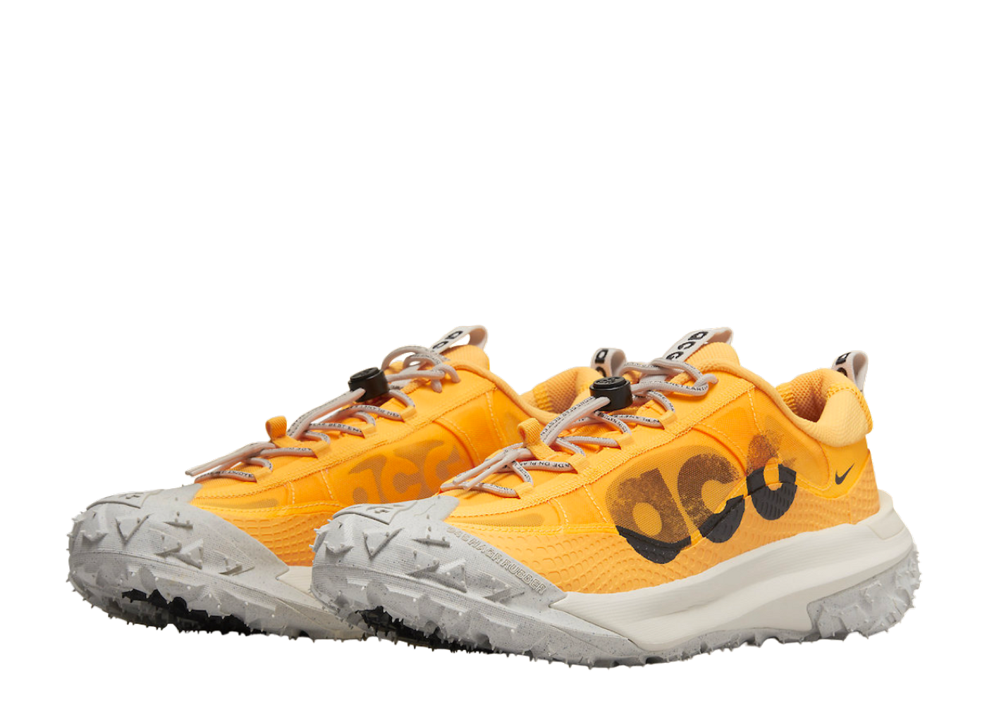 Beli Nike ACG Mountain Fly 2 Low Laser Orange | Kick Avenue