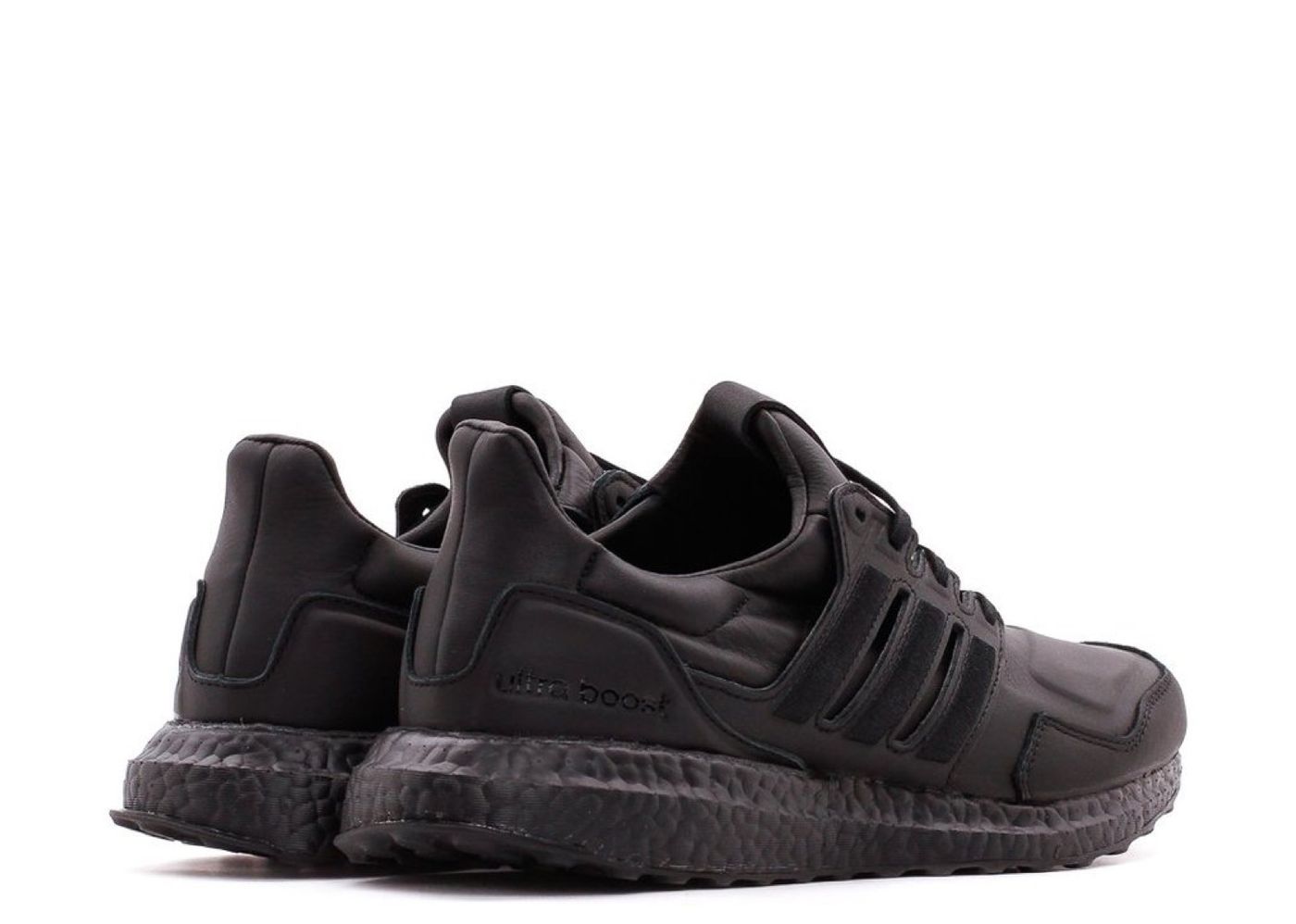 Beli Adidas Ultra Boost Leather Black | Kick Avenue