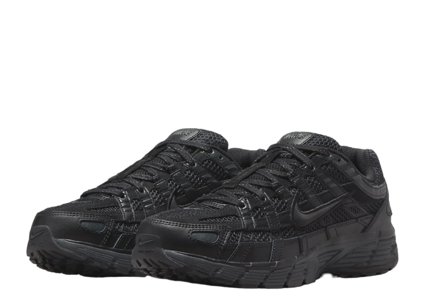 【美品】NIKE P-6000 プレミアム ブラック 28cm ナイキ P-6000 プレミアム トリプルブラック FQ8732-010を購入